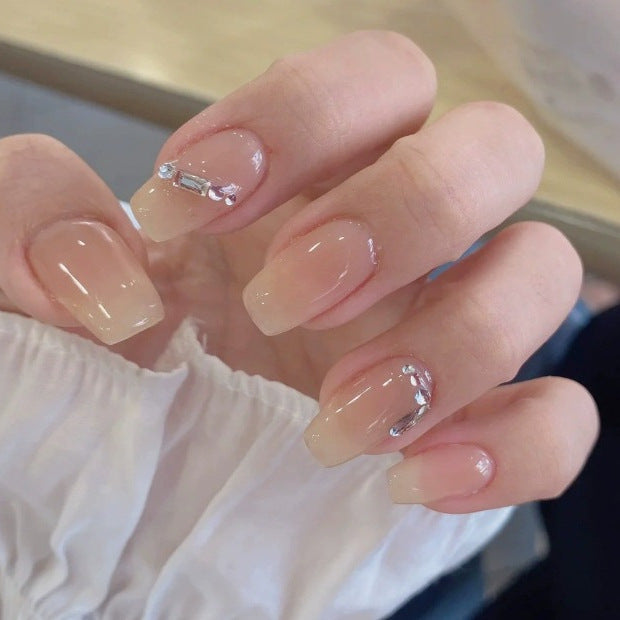 Elegant Press-On Nail Art Kalsten