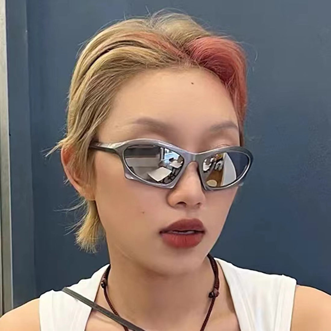 Women's modern and stylish sunglasses with attractive design Kalsten