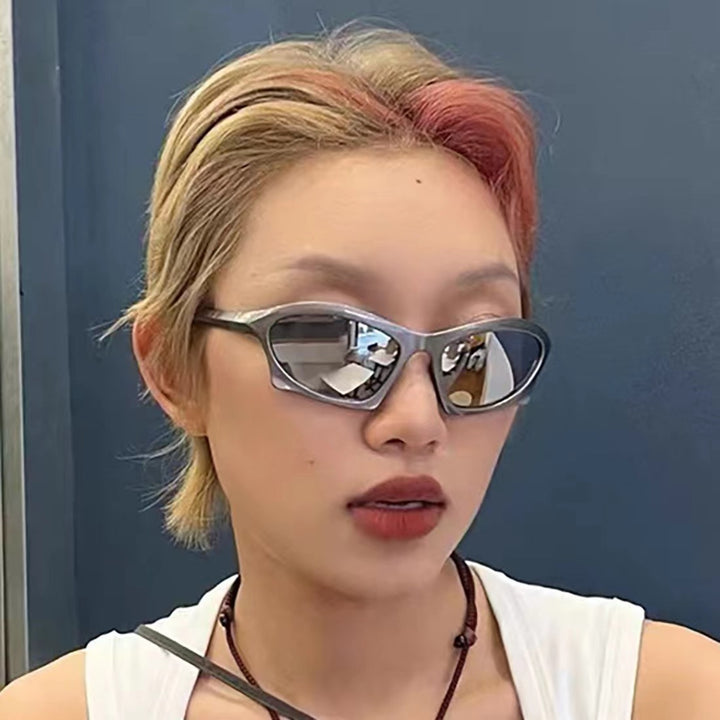 Women's modern and stylish sunglasses with attractive design Kalsten