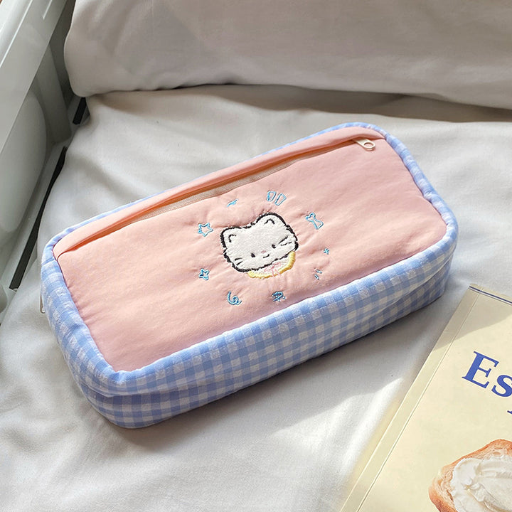 Handmade cosmetic bag with playful cat design Kalsten