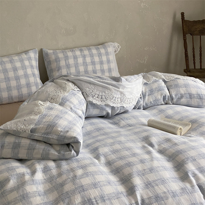 Luxurious cotton bedding set checked with lace trim