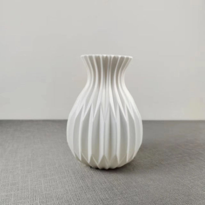 Modern Decorative Textured Vase Kalsten