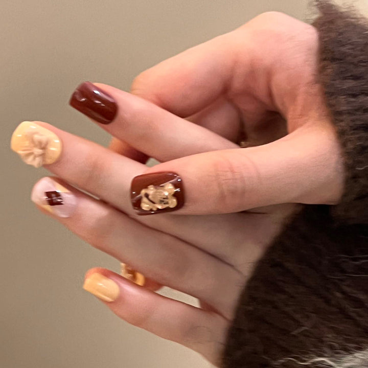 Artful nail extensions in modern design with flower accents Kalsten