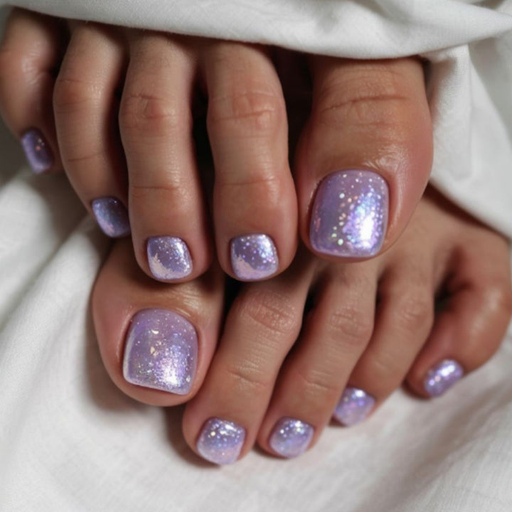 Glimmering Press-On Nail Set Kalsten