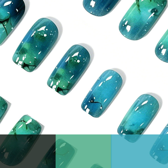 Artistic Ocean-Inspired Nail Art Kalsten