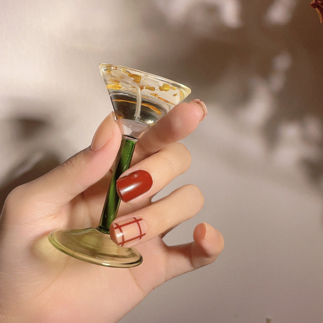 Stylish Press-On Nail Art Set with Geometric Patterns