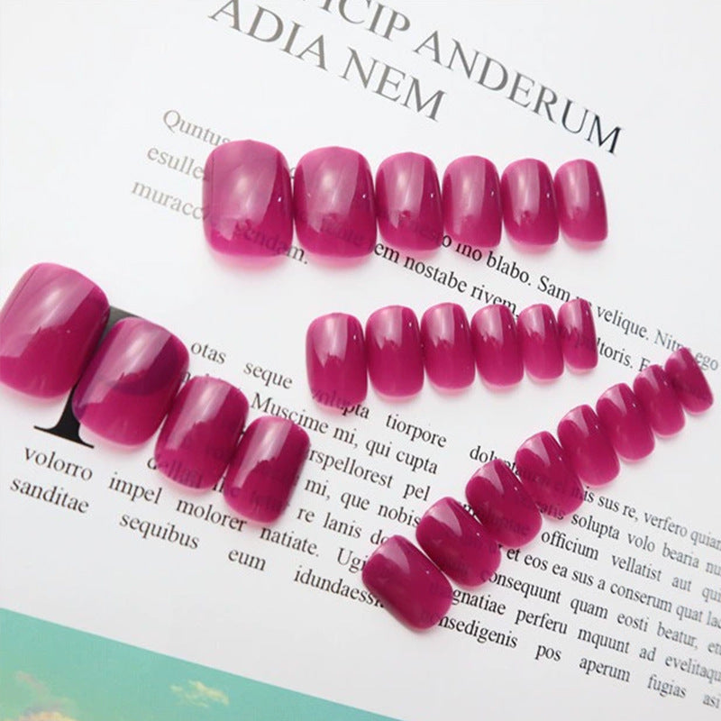 Stylish Press-On Nail Set with Elegant Accents Kalsten