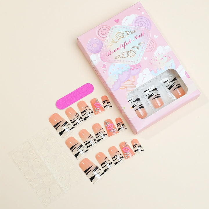 Creative nail set with stylish patterns Kalsten