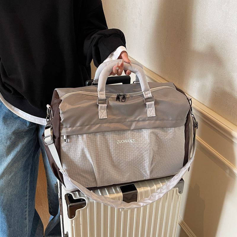Multi-Pocket Travel Duffle Bag Kalsten