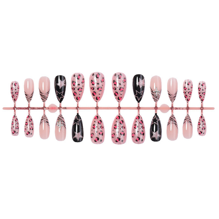 Creative nail art set with leopard and glitter accents Kalsten