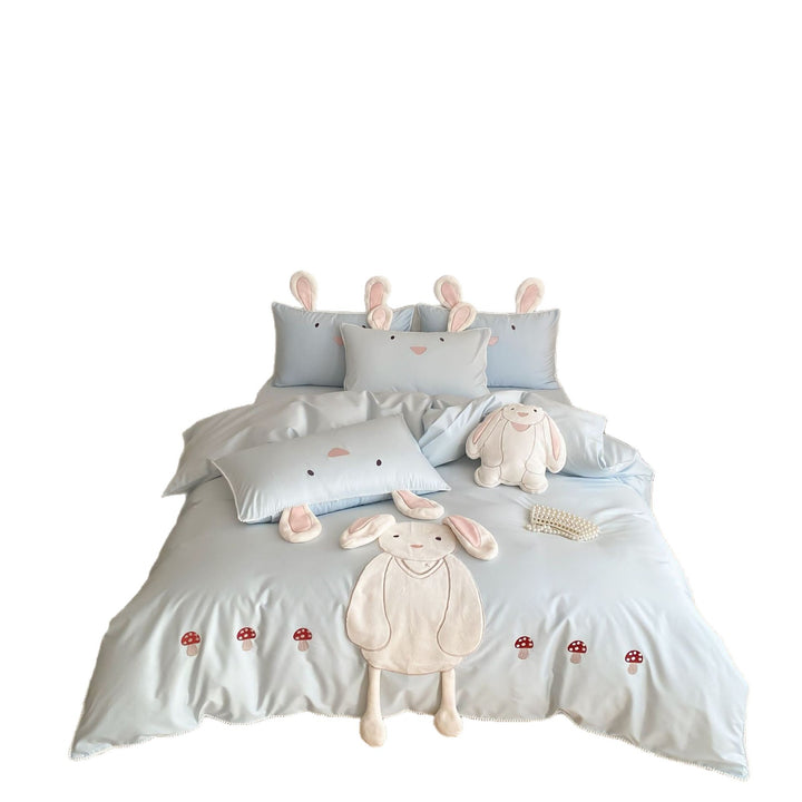 Kids bedding set with 3D bunny appliqué and cuddle pillow