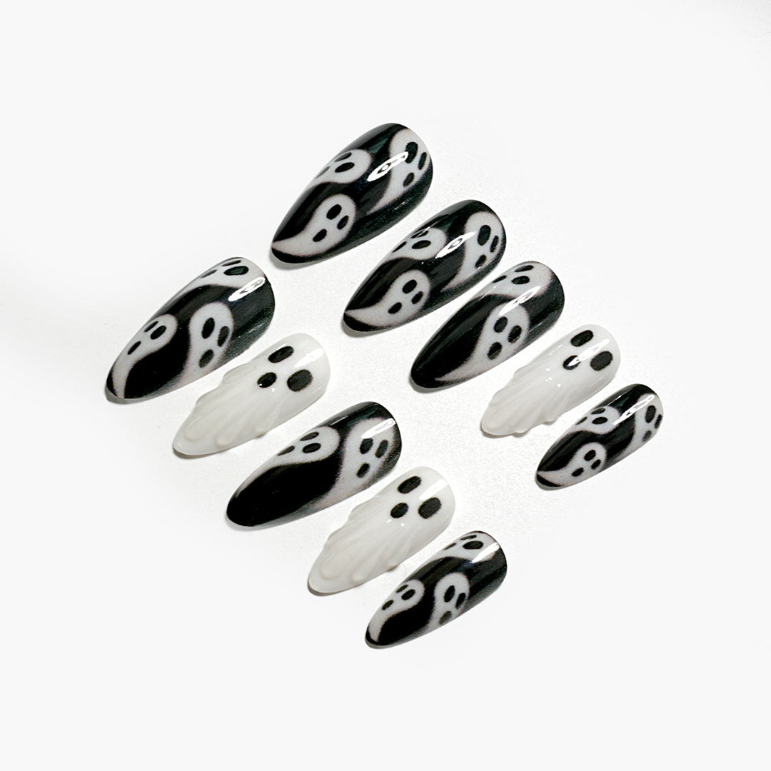 Ghost-Themed Press-On Nail Art