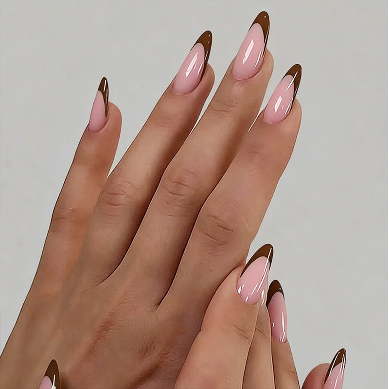Acrylic nail set with luxurious color gradient and elegant lace accent Kalsten