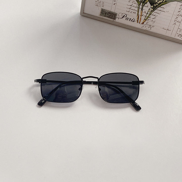 Fashionable glasses with square frame Kalsten