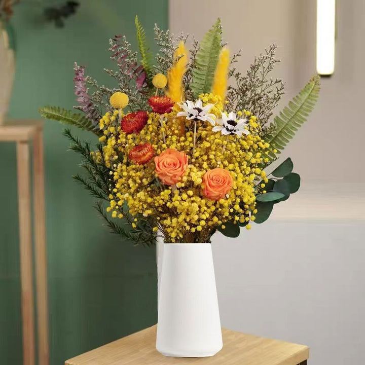 Decorative Dried Flower Bouquet Arrangement