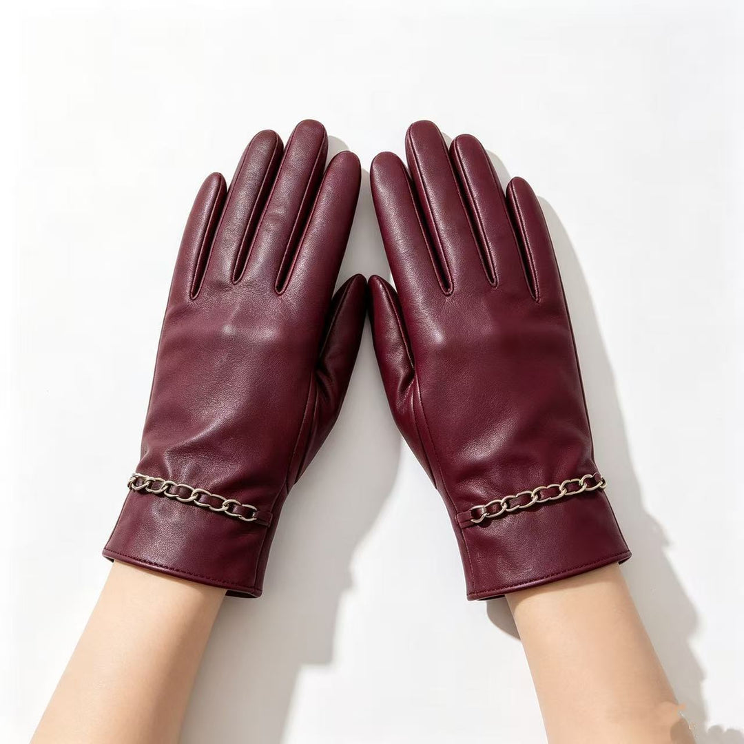 Elegant Leather Gloves with Chain Detail Kalsten