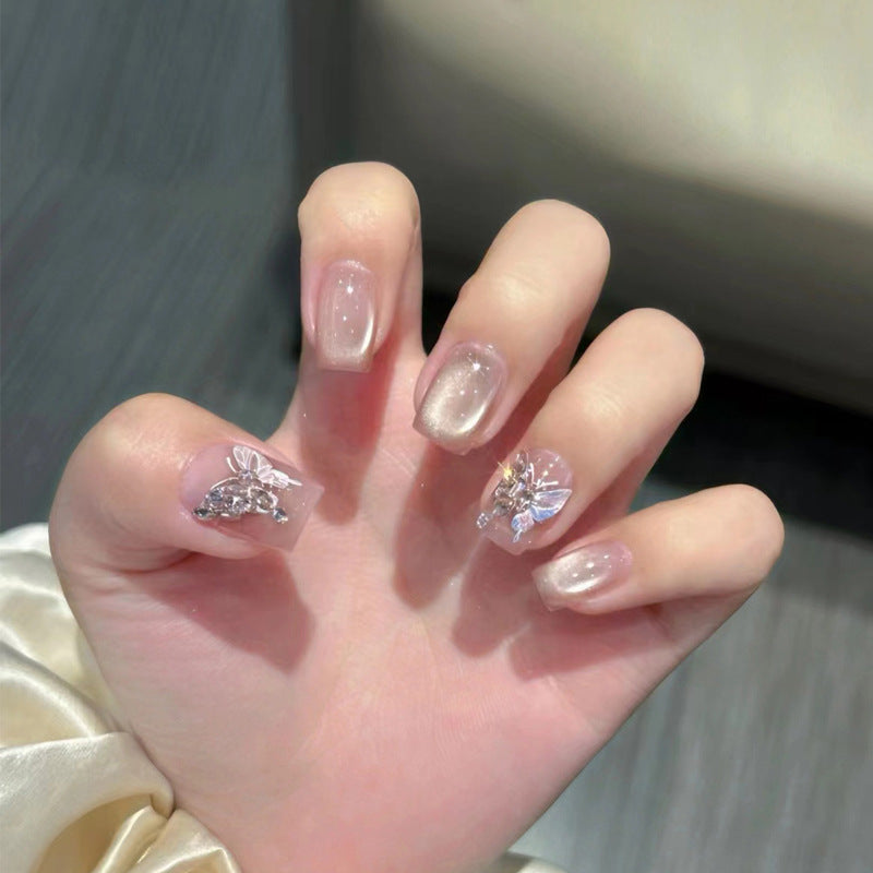 Elegant Nail Art Set with Floral Accents Kalsten