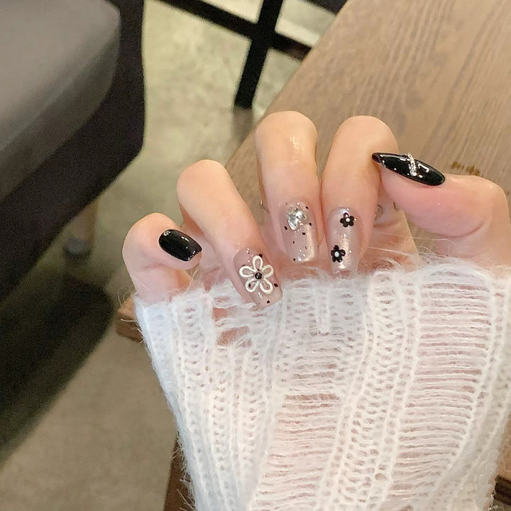 Elegant Long Press-On Nails Set with Artistic Tips Kalsten