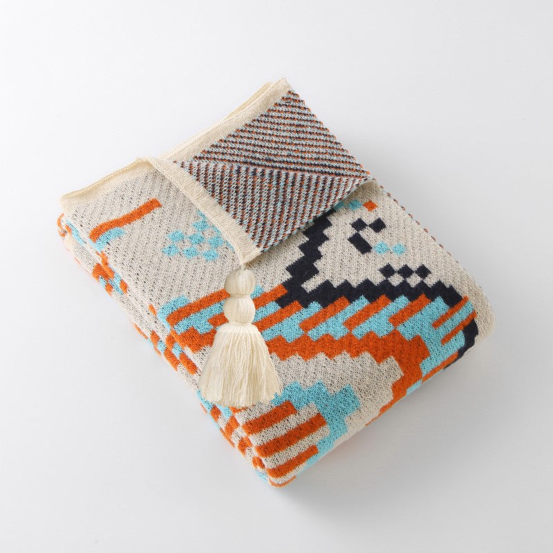 Geometric Pattern Throw Blanket