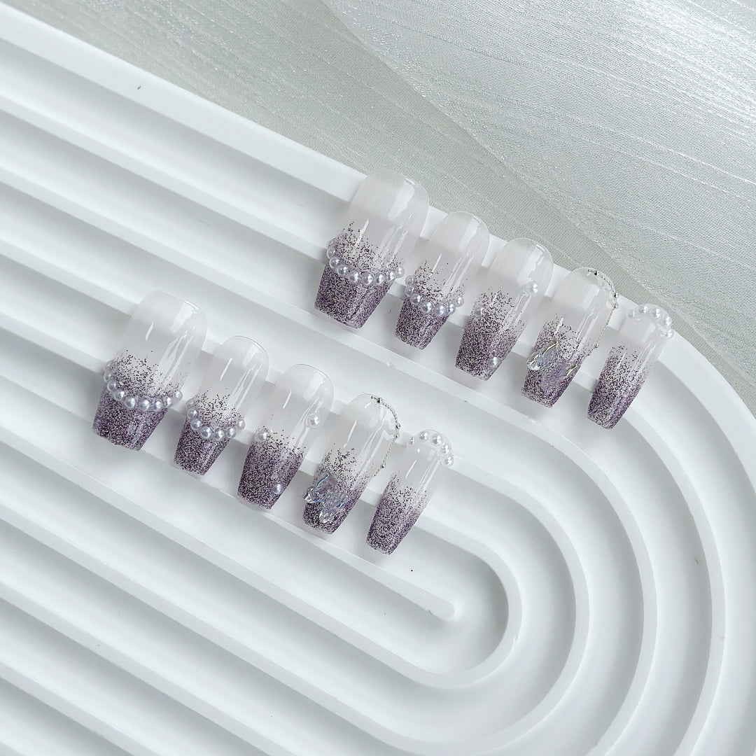 Butterfly-Embellished Press-On Nail Set