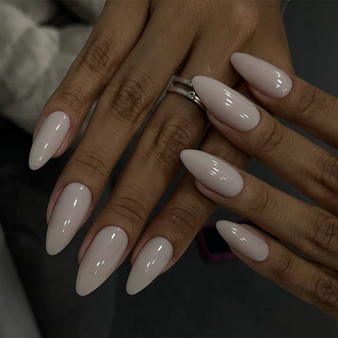 Artificial nail set with shiny finish and elegant shapes Kalsten