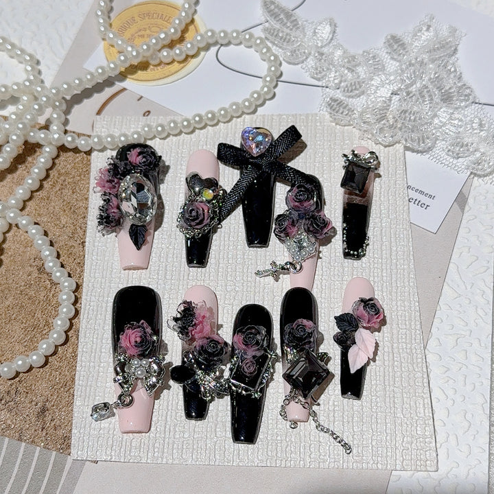 Elegant Decorative Press-On Nail Set