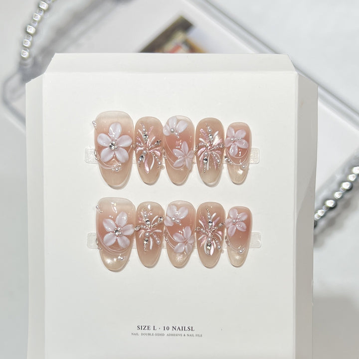 Decorative Floral Press-On Nail Art Set Kalsten