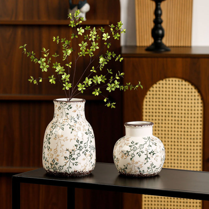 Elegant and artistically decorated ceramic vase Kalsten