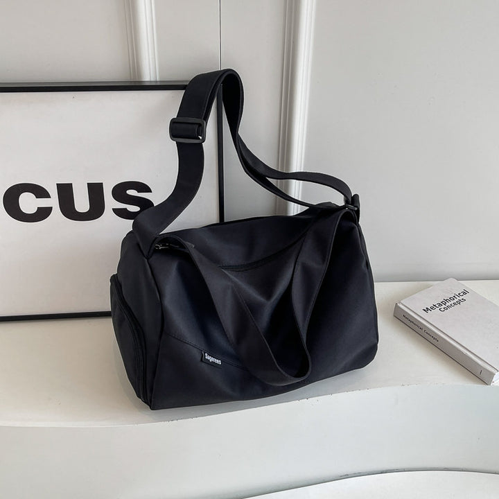 Tote bag with adjustable shoulder strap and spacious inner compartment Kalsten