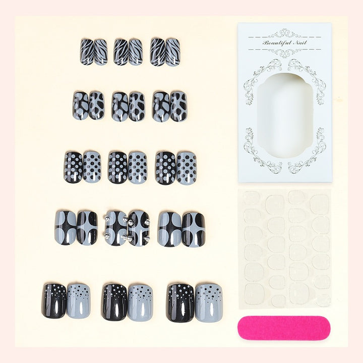 Acrylic nail set with stylish black and gray tones Kalsten