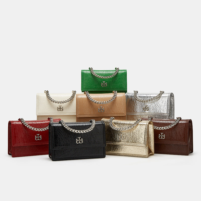 Elegant Leather Shoulder Bag with Chain Strap