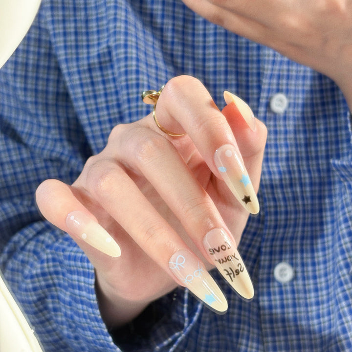 Artistic Press-On Nail Set with Star Design Kalsten