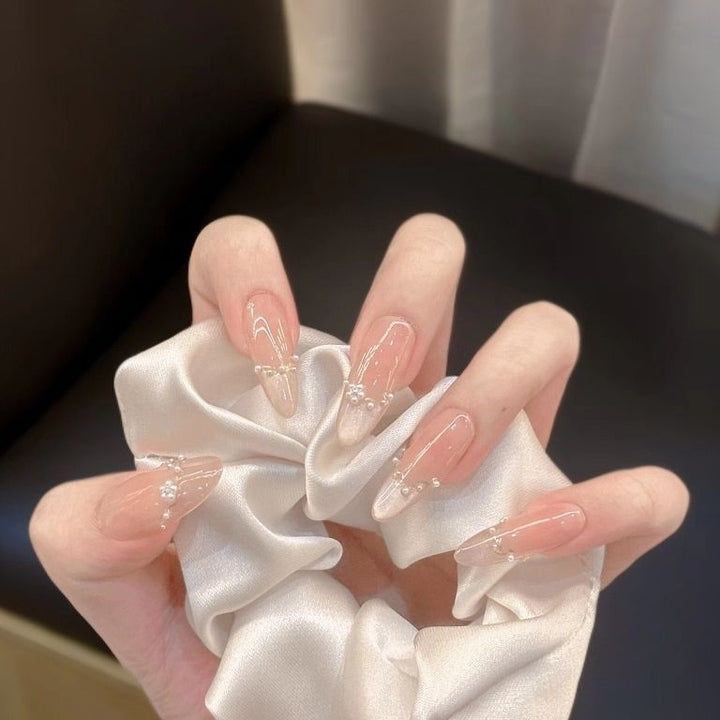 Artistic Floral-Embellished Press-On Nail Art Kalsten
