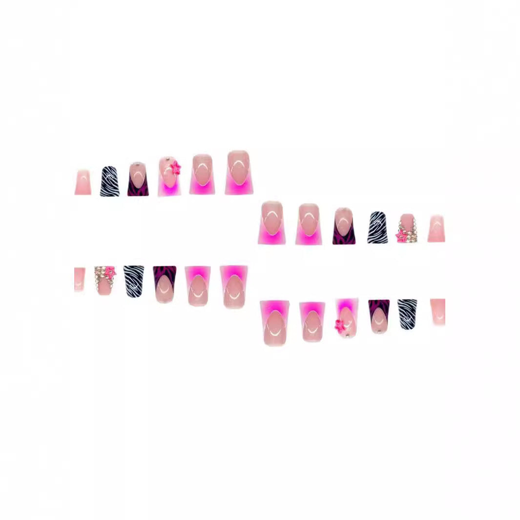 Artistic Themed Nail Enhancements Kalsten