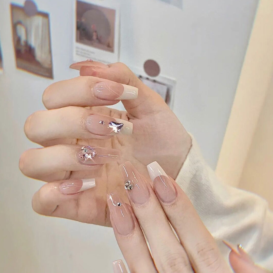 Elegant Press-On Nails with Rhinestone Embellishments