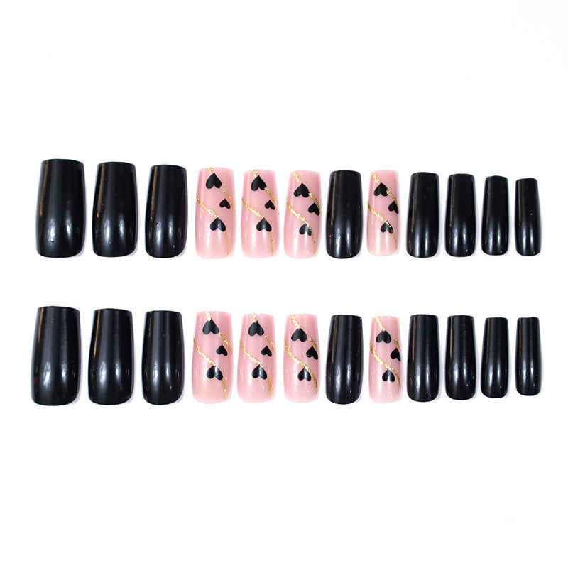 Heart-Decorated Nail Art Kalsten