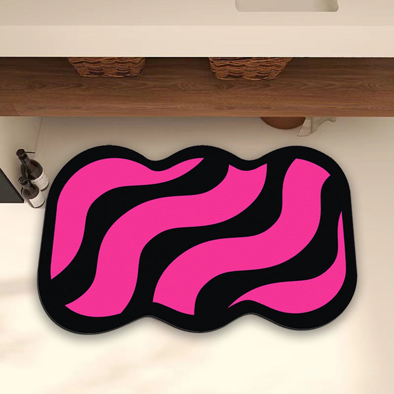 Elegant Heart-Shaped Bath Mat