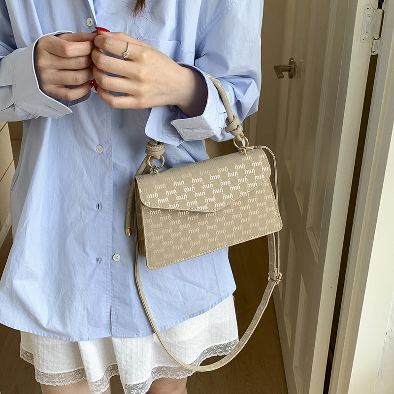Elegant Monogrammed Handbag Kalsten