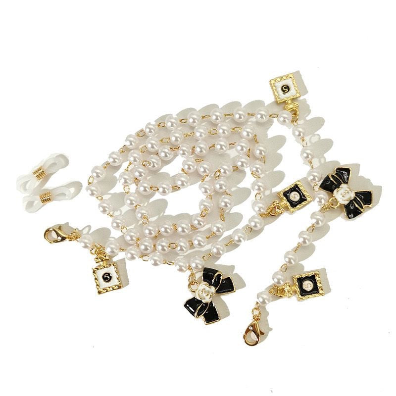Fashionable glasses holder chain with pearls and pendants Kalsten