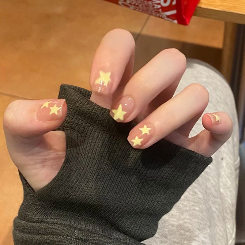 Stylish Press-On Nail Set with Elegant Floral Accents Kalsten