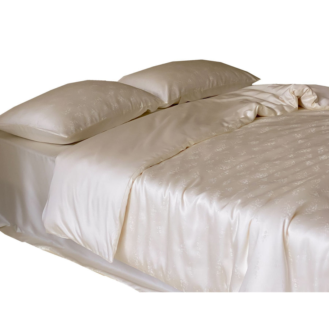 Satin-bedcover-and-pillowcase-set