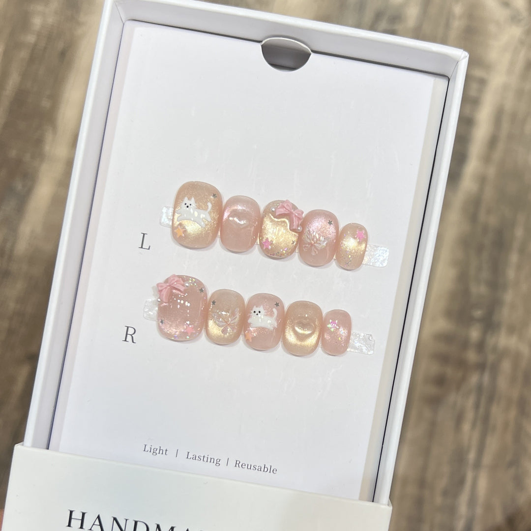Themed Press-On Nail Art Set with Hello Kitty Designs Kalsten