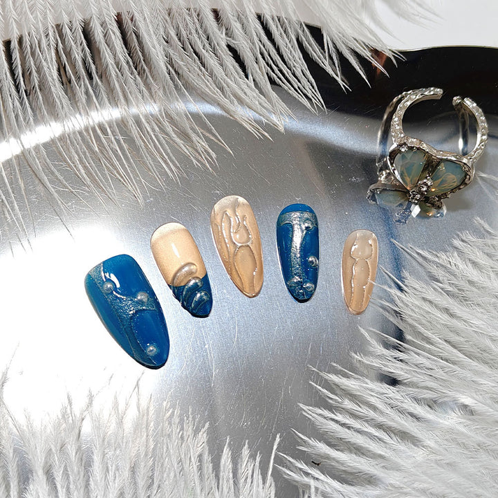 Creative artificial nails with unique water optics Kalsten