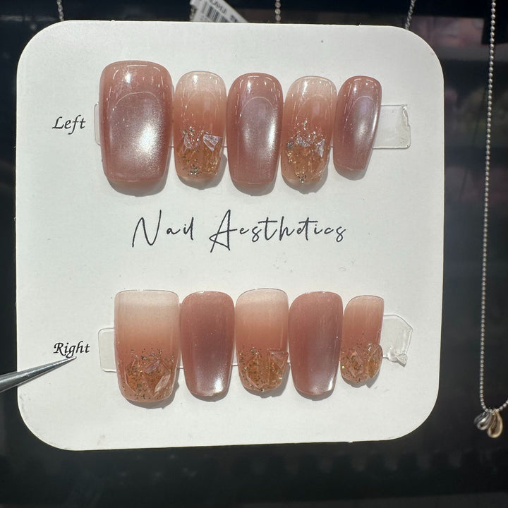Aesthetic Press-On Nail Set Kalsten
