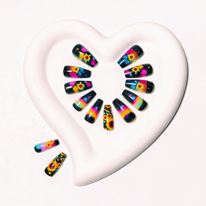 Artistic Nail Art Kalsten