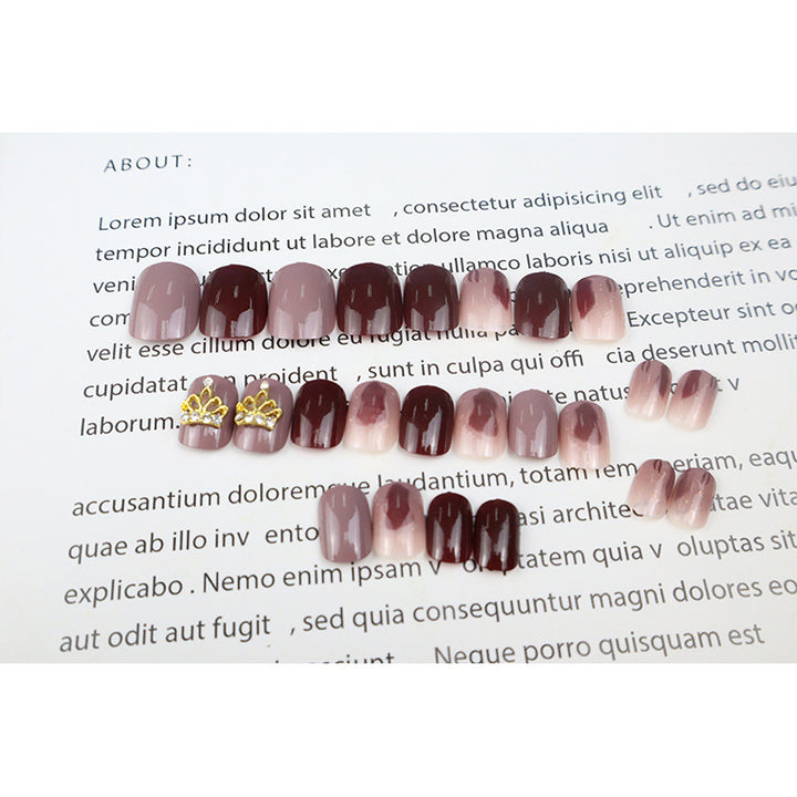 Decorative Press-On Nail Set with Elegant Crown Accents