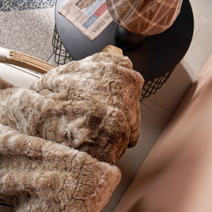 Women Cozy Blanket with Velvety Surface Kalsten