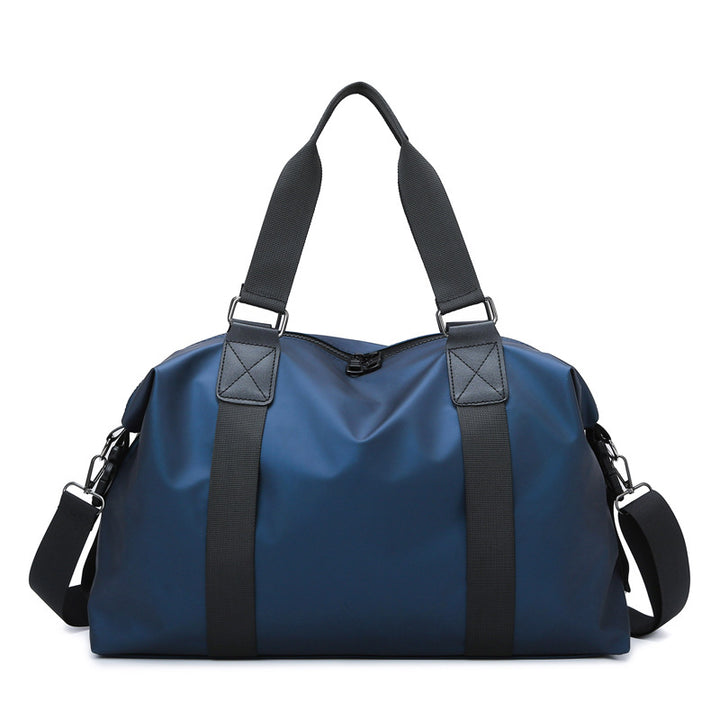 Athletic travel bag made of weather-resistant material with adjustable carrying handles Kalsten
