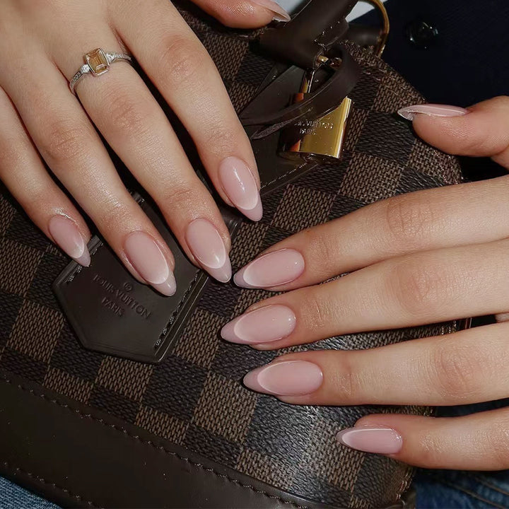 Elegant stiletto artificial nails with French tip Kalsten