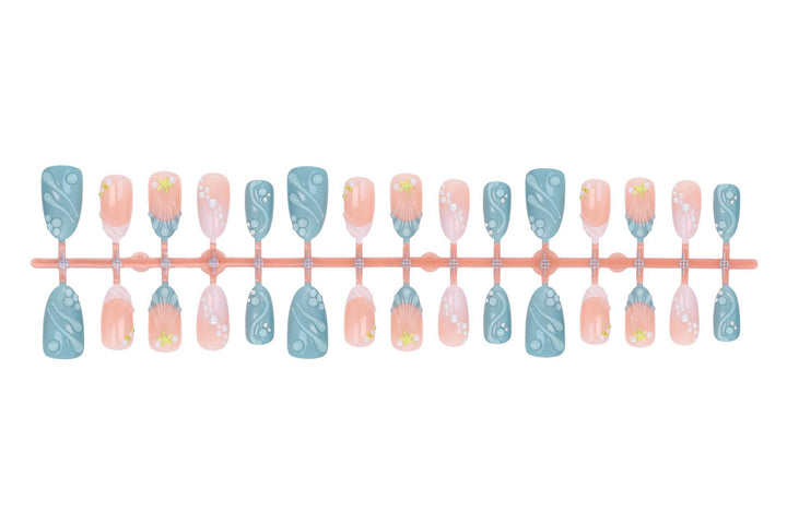 Artificial nail set with elegant pearl and glitter variations Kalsten